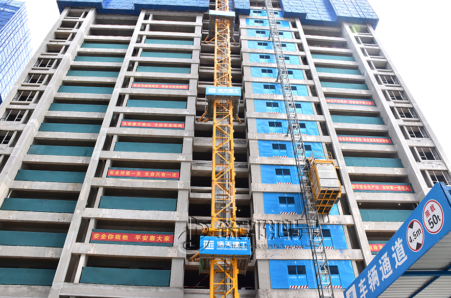 施工電梯樓層防護(hù)門(mén) 施工電梯樓層防護(hù)門(mén)